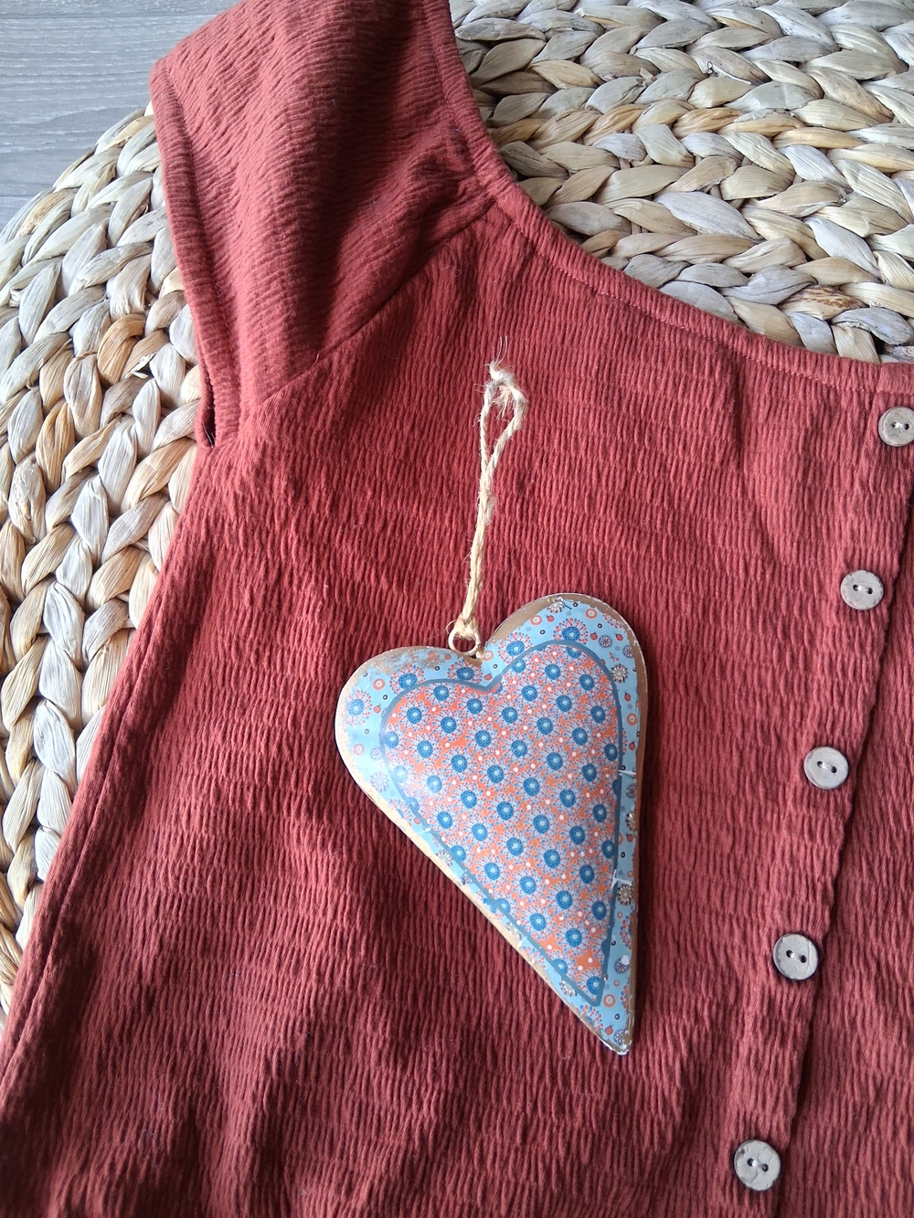 Rip Curl Rust Red Textured Button Top - Picture 3 of 4